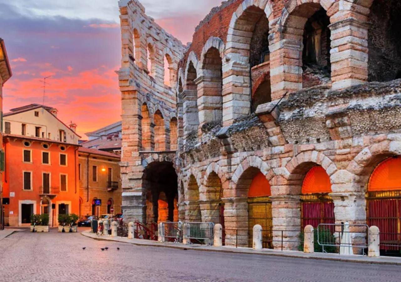 -Near Arena & Giuletta- Pet Friendly Mazzini Palace Verona Exterior photo