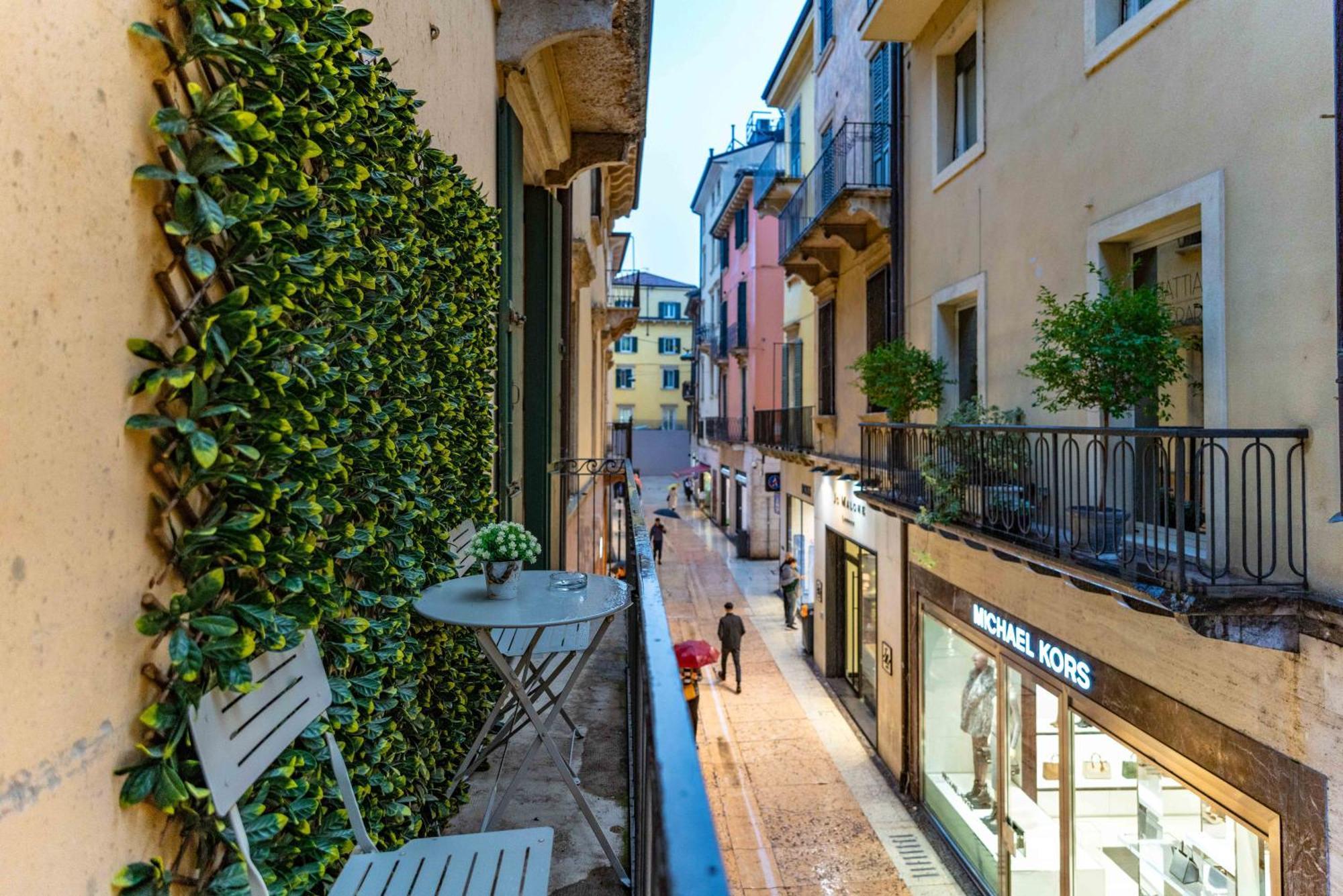-Near Arena & Giuletta- Pet Friendly Mazzini Palace Verona Exterior photo